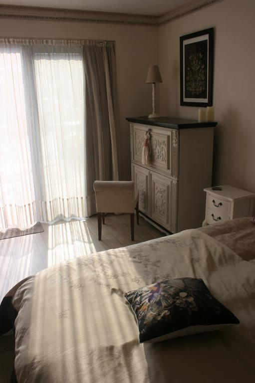Guesthouse Kathome Bondues Szoba fotó